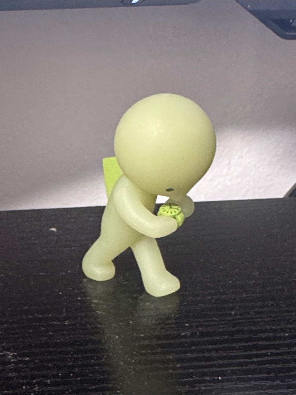 Smiski - Work - Glow-in-the-Dark Mini Figurine - Light Green